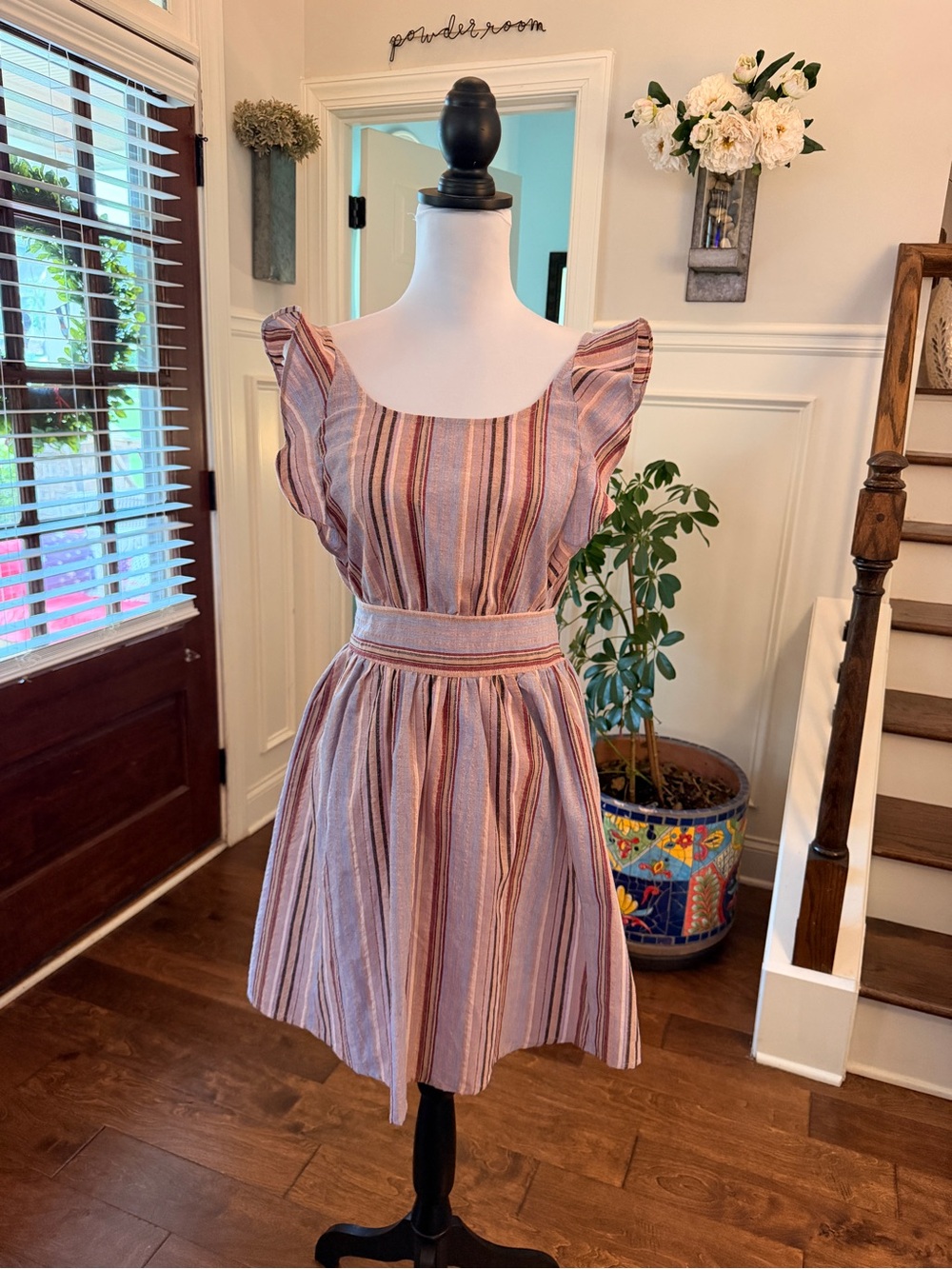 Hem & Thread NWOT Striped Ruffle-Sleeve Tie-Back Smocked Dress